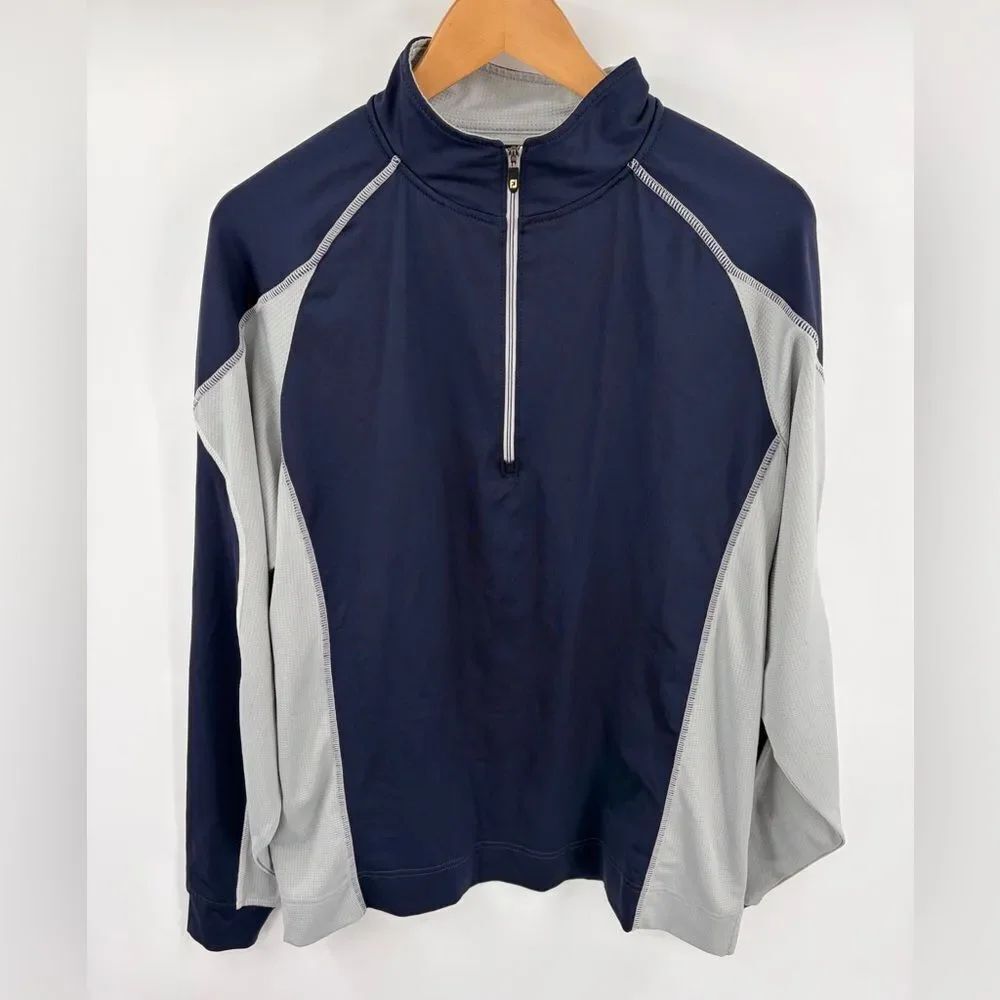 FootJoy men’s navy and gray half zip performance golf pullover jacket size M